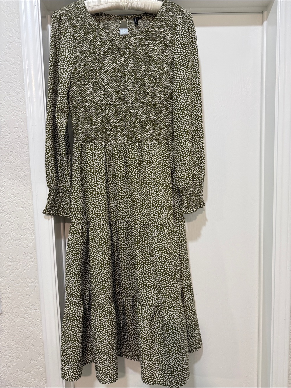 Smocked Waist Long Sleeve Olive Print Midi Dress